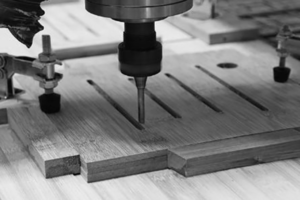 ¿Qué tipo de herramientas se necesitan para el enrutador CNC?