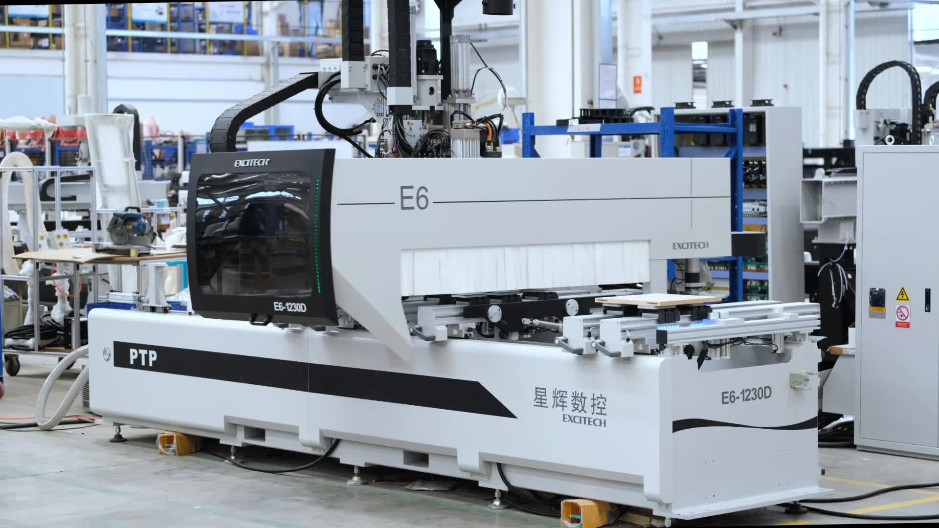 Elegir la máquina para trabajar la madera adecuada puede mejorar la eficiencia.
