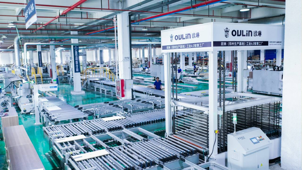 ¿Cómo produce muebles la fábrica de muebles inteligentes?